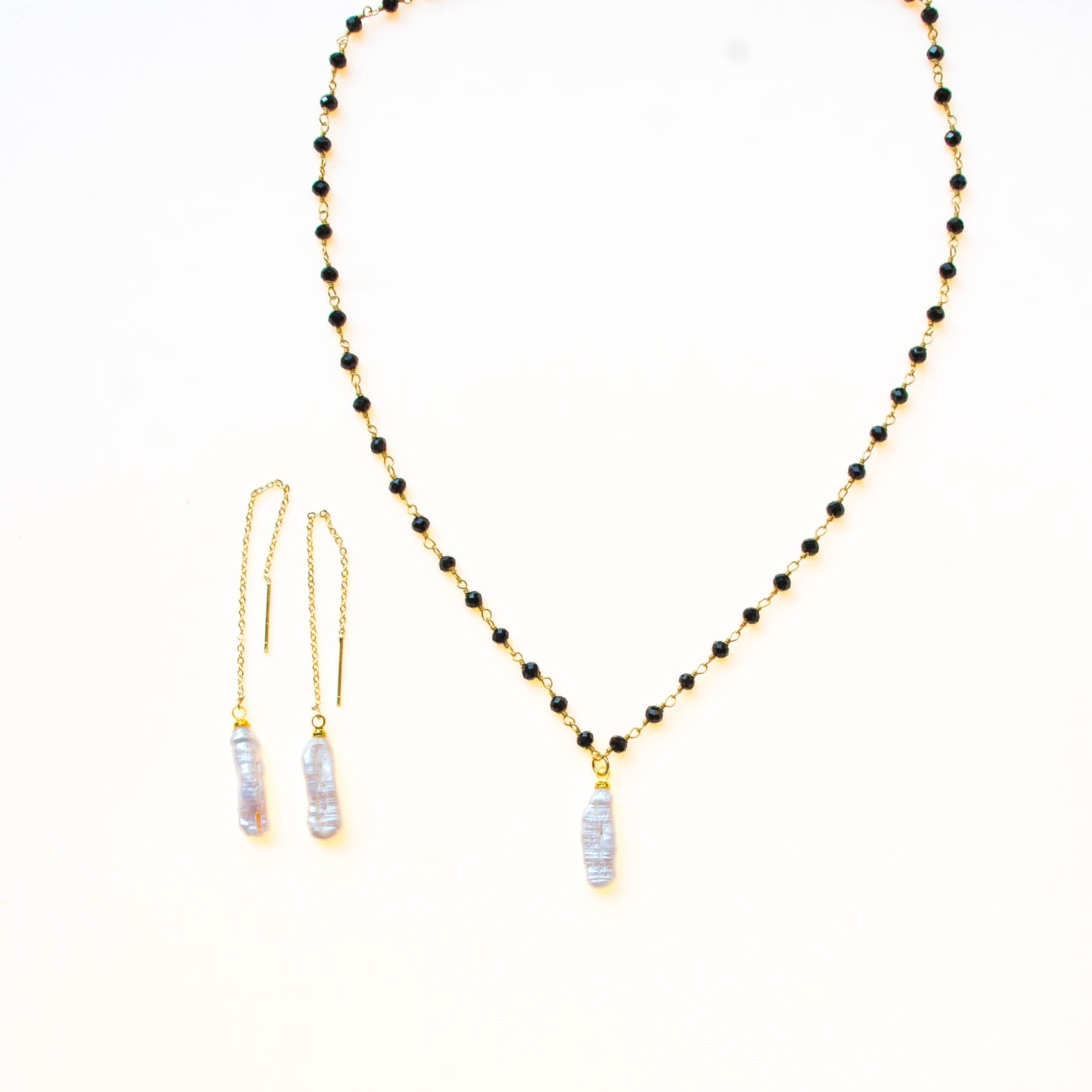 Black Necklace with Fresh Water Pearl Set